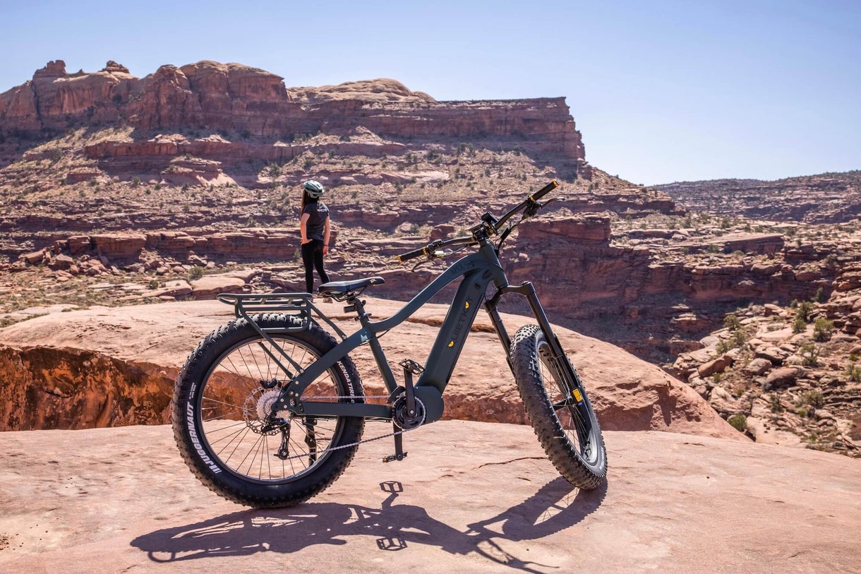 APEX E-bike - Deluxe Electric Mountain Bike